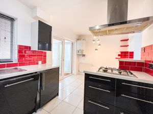 Kitchen- click for photo gallery